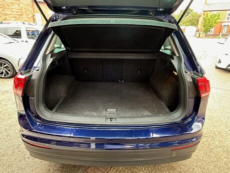 Volkswagen Tiguan SE NAV TDI BMT 4MOTION 4