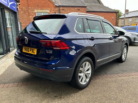Volkswagen Tiguan SE NAV TDI BMT 4MOTION 3