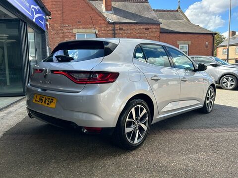 Renault Megane DYNAMIQUE NAV DCI ( Facelift Model) 3