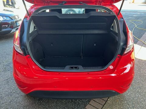 Ford Fiesta TITANIUM 11