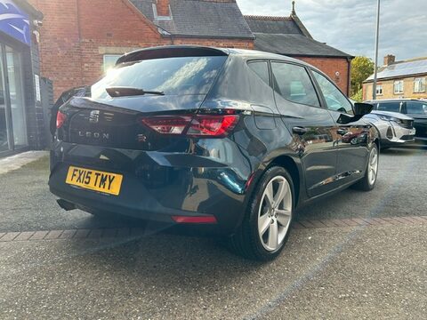 SEAT Leon TSI FR TECHNOLOGY 3