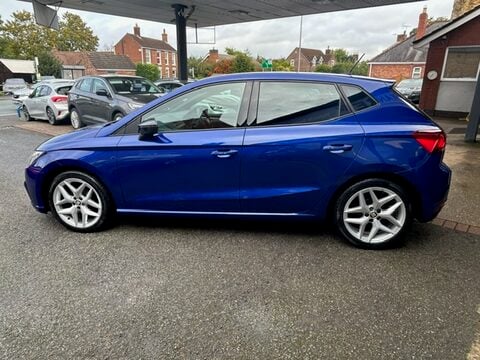 SEAT Ibiza TSI FR 6