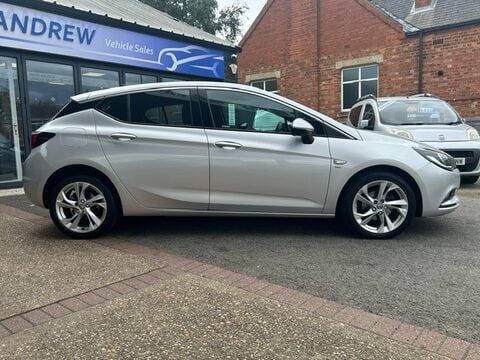 Vauxhall Astra SRI NAV CDTI ECOFLEX S/S 2
