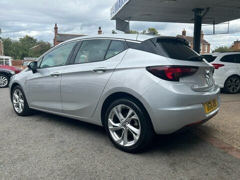 Vauxhall Astra SRI NAV CDTI ECOFLEX S/S 5