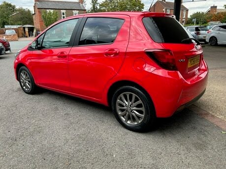 Toyota Yaris D-4D ICON 1
