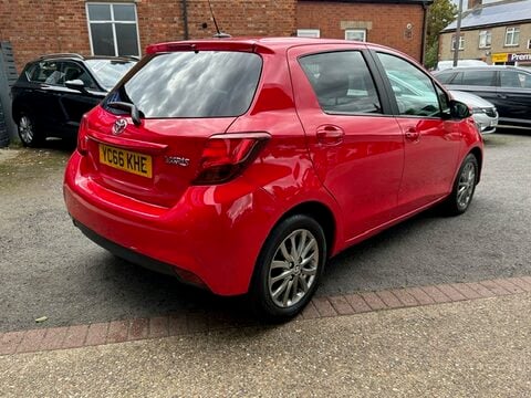 Toyota Yaris D-4D ICON 3