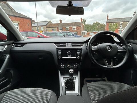 Skoda Octavia SE TDI 11