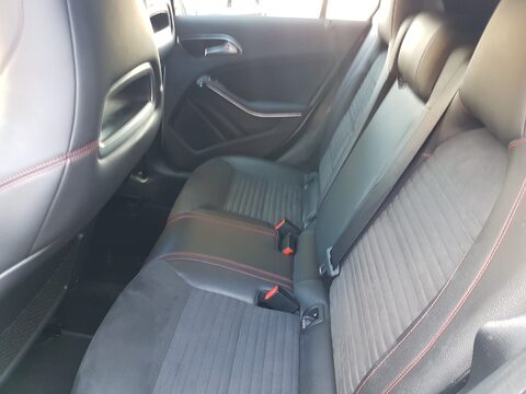 Mercedes-Benz A Class A 180 AMG LINE PREMIUM 20