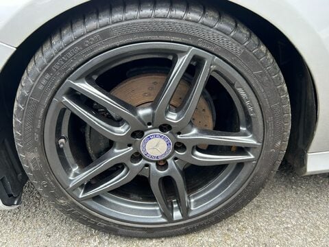 Mercedes-Benz A Class A 180 AMG LINE PREMIUM 8