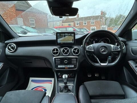 Mercedes-Benz A Class A 180 AMG LINE PREMIUM 12