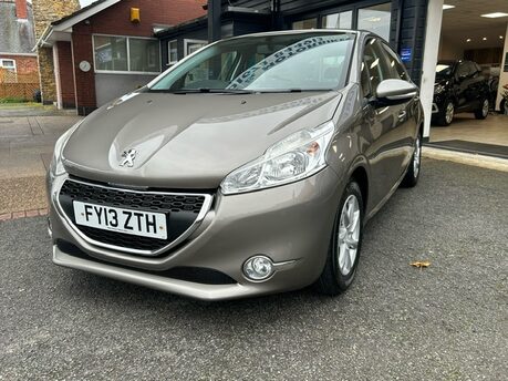 Peugeot 208 ACTIVE 3