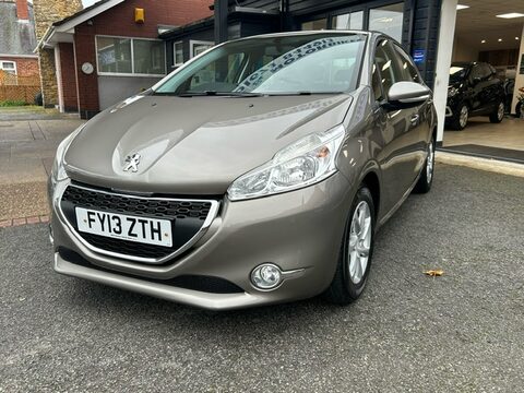 Peugeot 208 ACTIVE 7