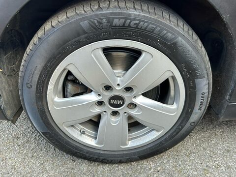 Mini Clubman COOPER D CLASSIC 9