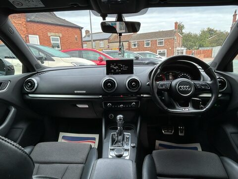 Audi A3 TFSI BLACK EDITION 12