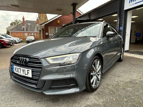 Audi A3 TFSI BLACK EDITION 2