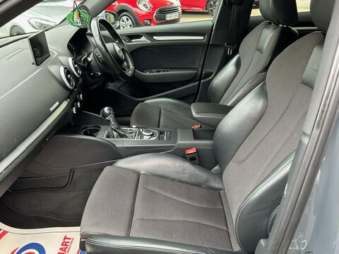 Audi A3 TFSI BLACK EDITION 9