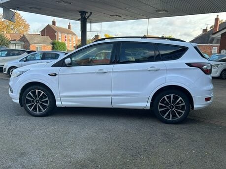 Ford Kuga ST-LINE TDCI 1