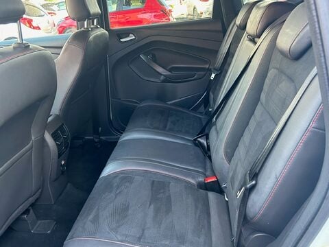 Ford Kuga ST-LINE TDCI 8