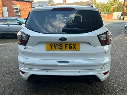 Ford Kuga ST-LINE TDCI 4