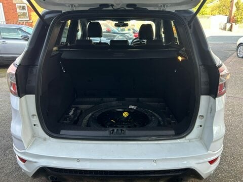 Ford Kuga ST-LINE TDCI 9