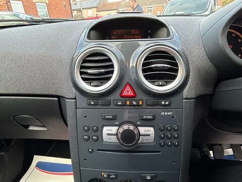 Vauxhall Corsa SE 14
