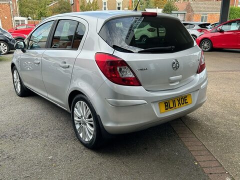 Vauxhall Corsa SE 5