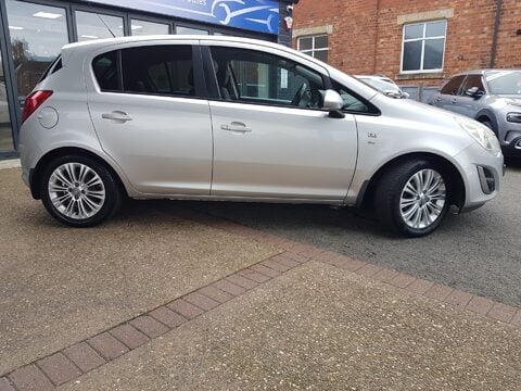 Vauxhall Corsa SE 3