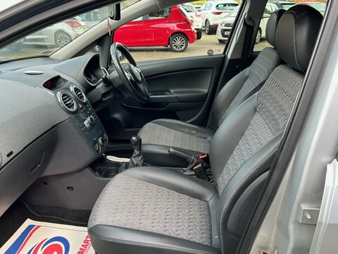 Vauxhall Corsa SE 9