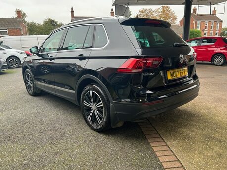 Volkswagen Tiguan SE NAVIGATION TDI BMT DSG 1