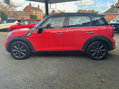 Mini Countryman COOPER SD ALL4 3