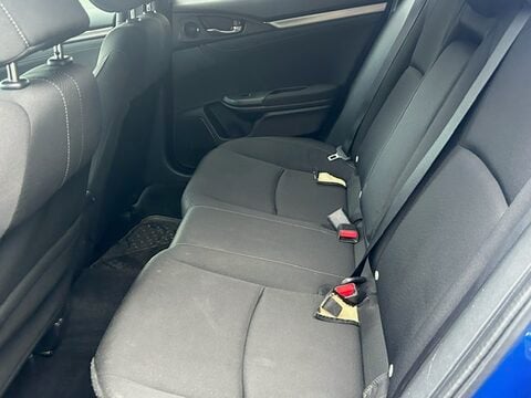 Honda Civic I-DTEC SR 10