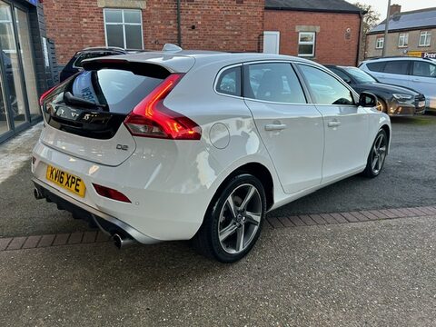 Volvo V40 D2 R-DESIGN NAV 3