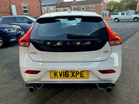 Volvo V40 D2 R-DESIGN NAV 4