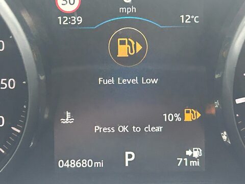 Jaguar XE R-SPORT 13