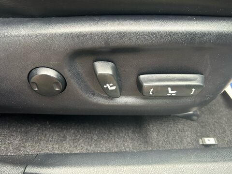 Toyota Rav 4 D-4D INVINCIBLE 14