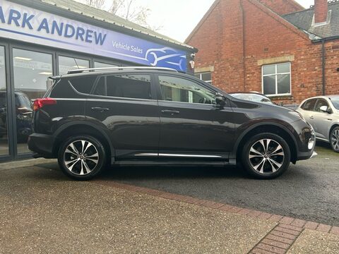 Toyota Rav 4 D-4D INVINCIBLE 2