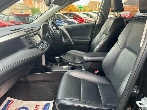 Toyota Rav 4 D-4D INVINCIBLE 10