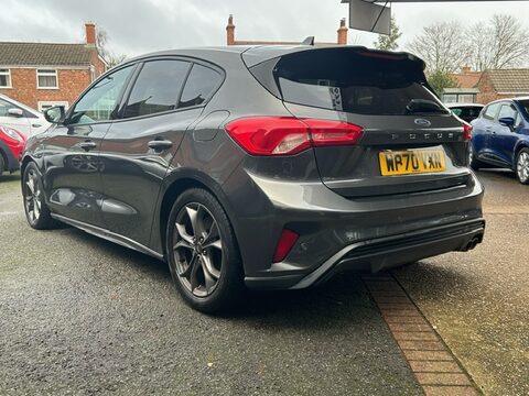 Ford Focus ST-LINE TDCI 5