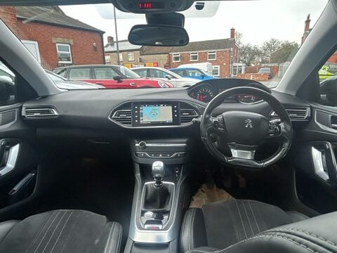 Peugeot 308 E-HDI FELINE 12