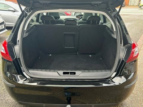 Peugeot 308 E-HDI FELINE 10