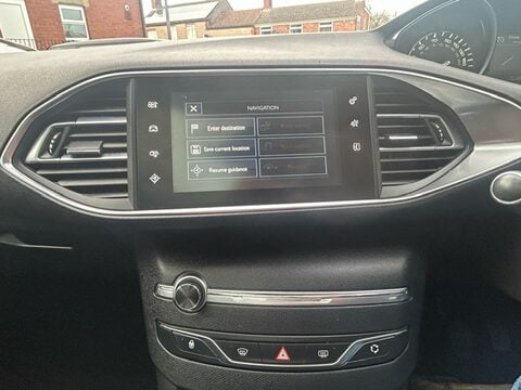 Peugeot 308 E-HDI FELINE 13