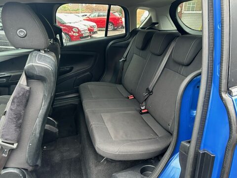 Ford B-Max ZETEC TDCI 10