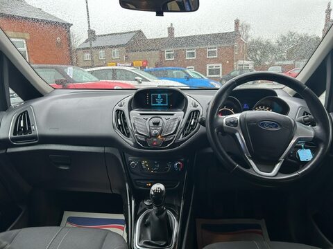 Ford B-Max ZETEC TDCI 13