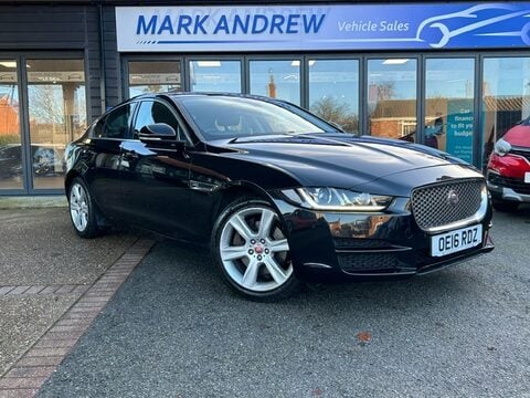 Jaguar XE PORTFOLIO 1