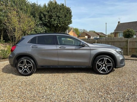 Mercedes-Benz GLA Class 2.1 GLA220 CDI AMG Line 7G-DCT 4MATIC Euro 6 (s/s) 5dr 4