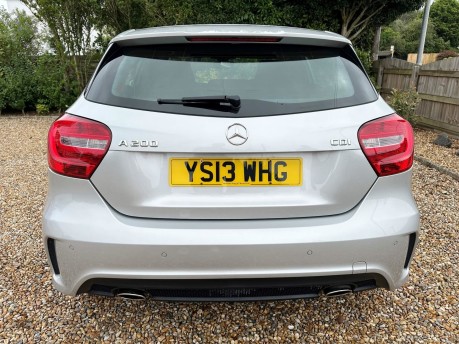 Mercedes-Benz A Class 1.8 A200 CDI BlueEfficiency AMG Sport 7G-DCT Euro 5 (s/s) 5dr 11