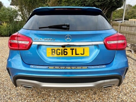 Mercedes-Benz GLA 2.1 GLA200d AMG Line (Premium Plus) Euro 6 (s/s) 5dr 11