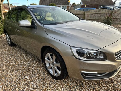 Volvo V60 2.0 D3 SE Lux Nav Auto Euro 6 (s/s) 5dr 7