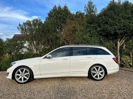 Mercedes-Benz C Class 2.1 C220 CDI AMG Sport Edition G-Tronic+ Euro 5 (s/s) 5dr 3