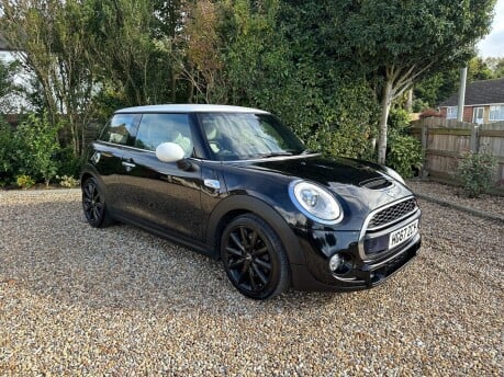 Mini Hatch 2.0 Cooper SD Auto Euro 6 (s/s) 3dr 2